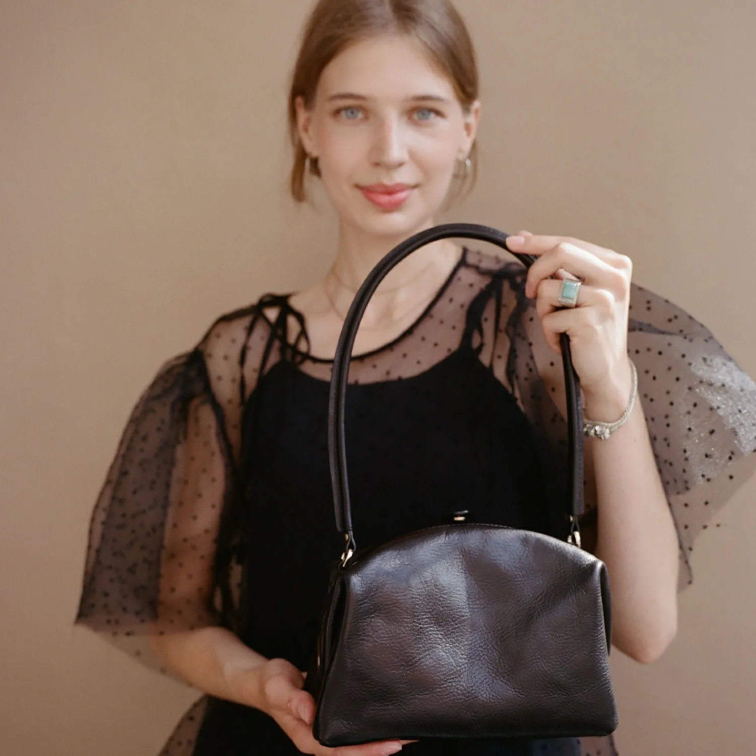 Balagan Minitorebki|Hug Bag Torebka L, Czarny
