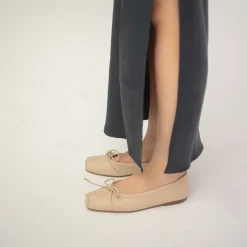 Balagan Baleriny|Prima Baleriny, Bezowy
