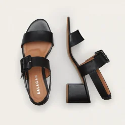 Balagan Sandaly|Rehava Sandaly, Czarny Rustykalny